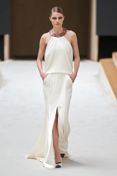 Look 40